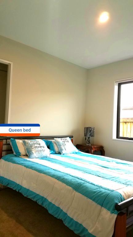 Fullhouse Hotel Оукланд Екстериор снимка
